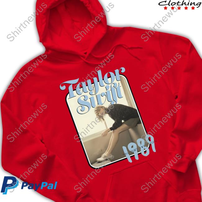 From The Vault Green 1989 Taylor's Version Photo Long Sleeved T Shirt From The Vault Green 1989 Taylor's Version Photo Long Sleeved T Shirt