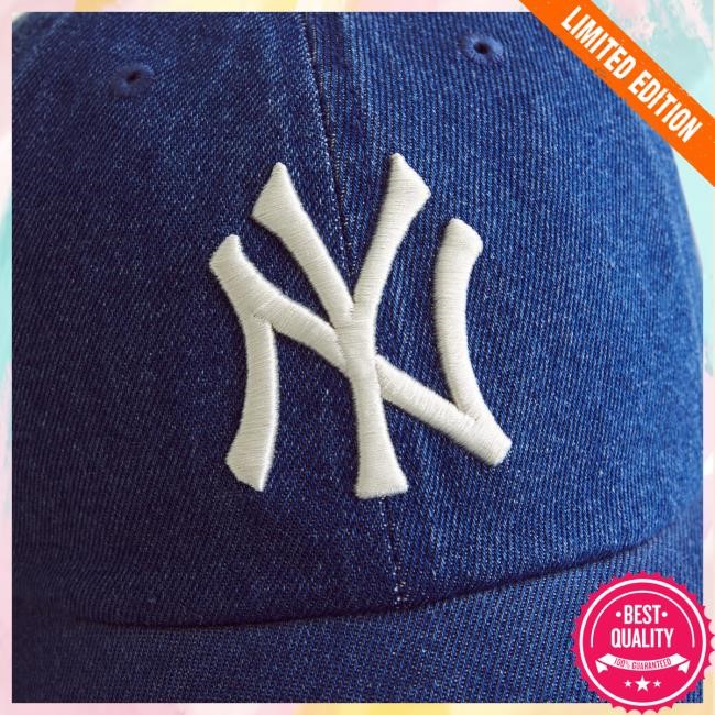 Official Abercrombie And Fitch Apparel Clothing Merch New York Yankees '47 Clean-Up Hat Abercrombie Store Shop