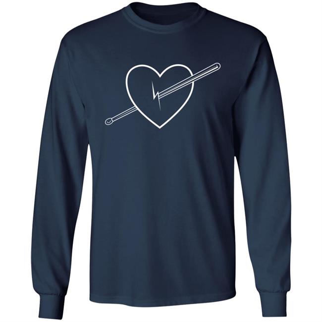 Queen Store Showing The Love Hoodie Queen Store Showing The Love Hoodie